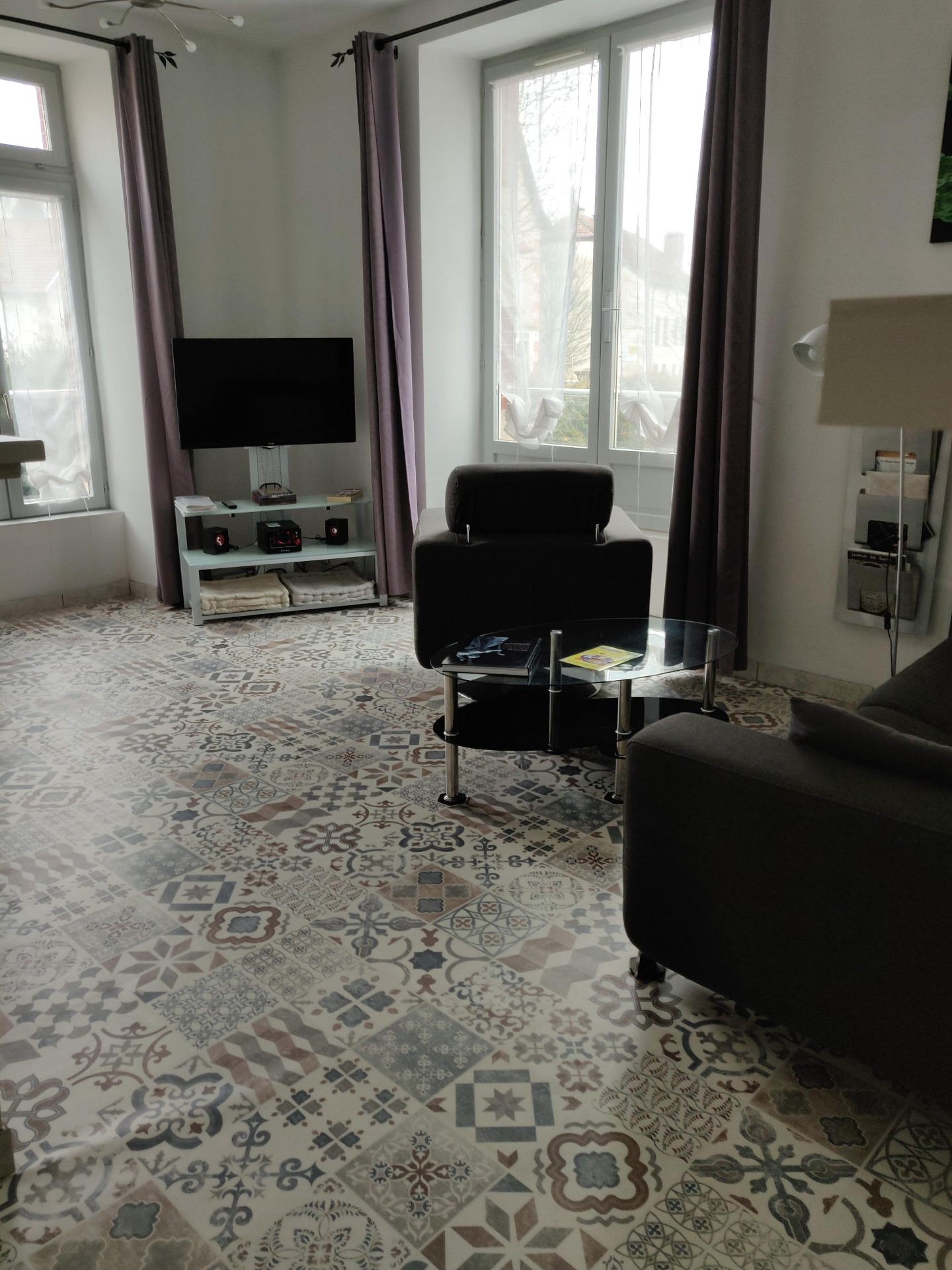 APPARTEMENT RDC ***